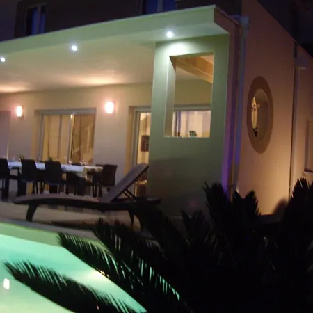 Heated Pool, Indoor Spa, 5bedroom, 10pl, Near Cap D'agde, Mediterranean