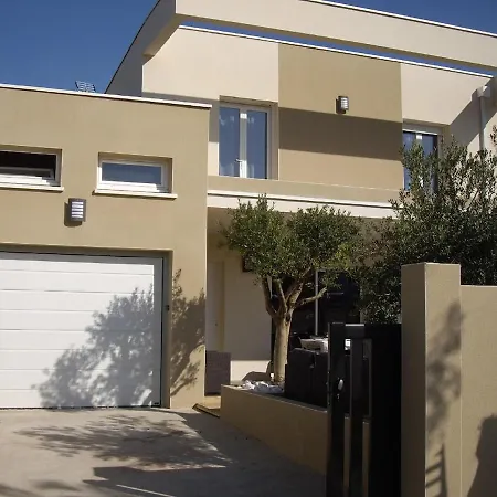 Heated Pool, Indoor Spa, 5bedroom, 10pl, Near Cap D'agde, Mediterranean * Agde